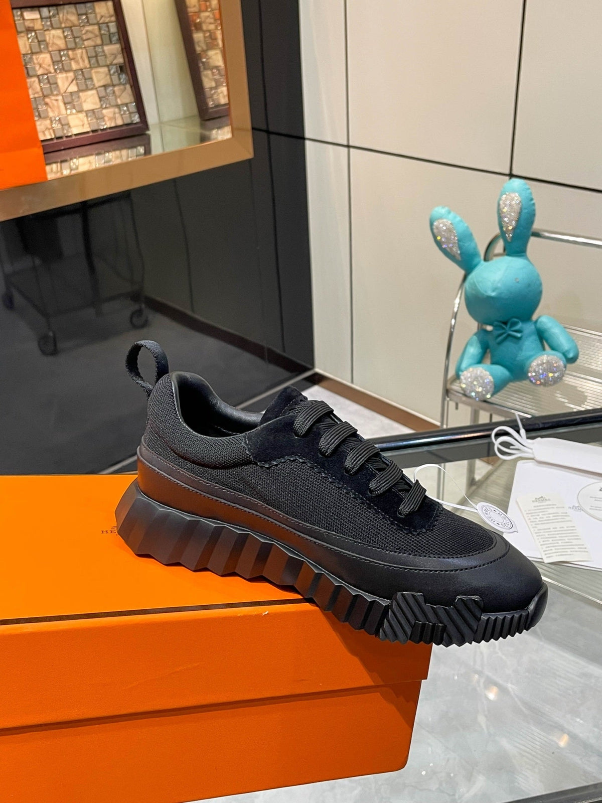 Sneakers H a Strisce in Pelle