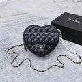 Mini Borsa Nera a Cuore in Pelle