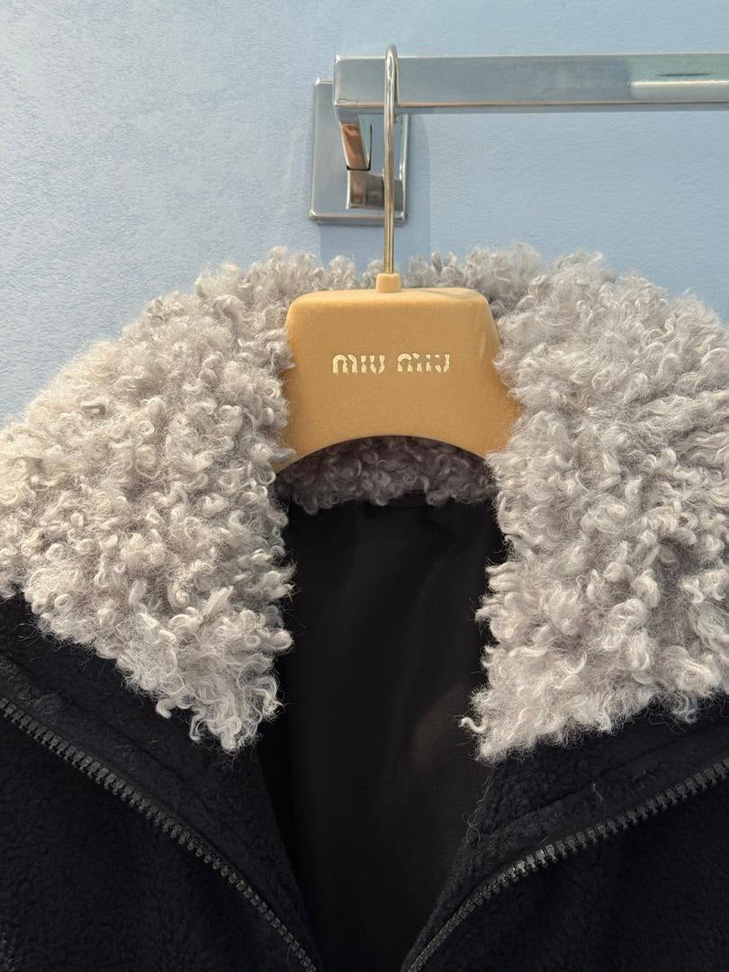 MM. Fleece Zip Up Jacket