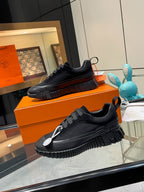 Sneakers H a Strisce in Pelle