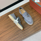 Mocassini in camoscio grigio