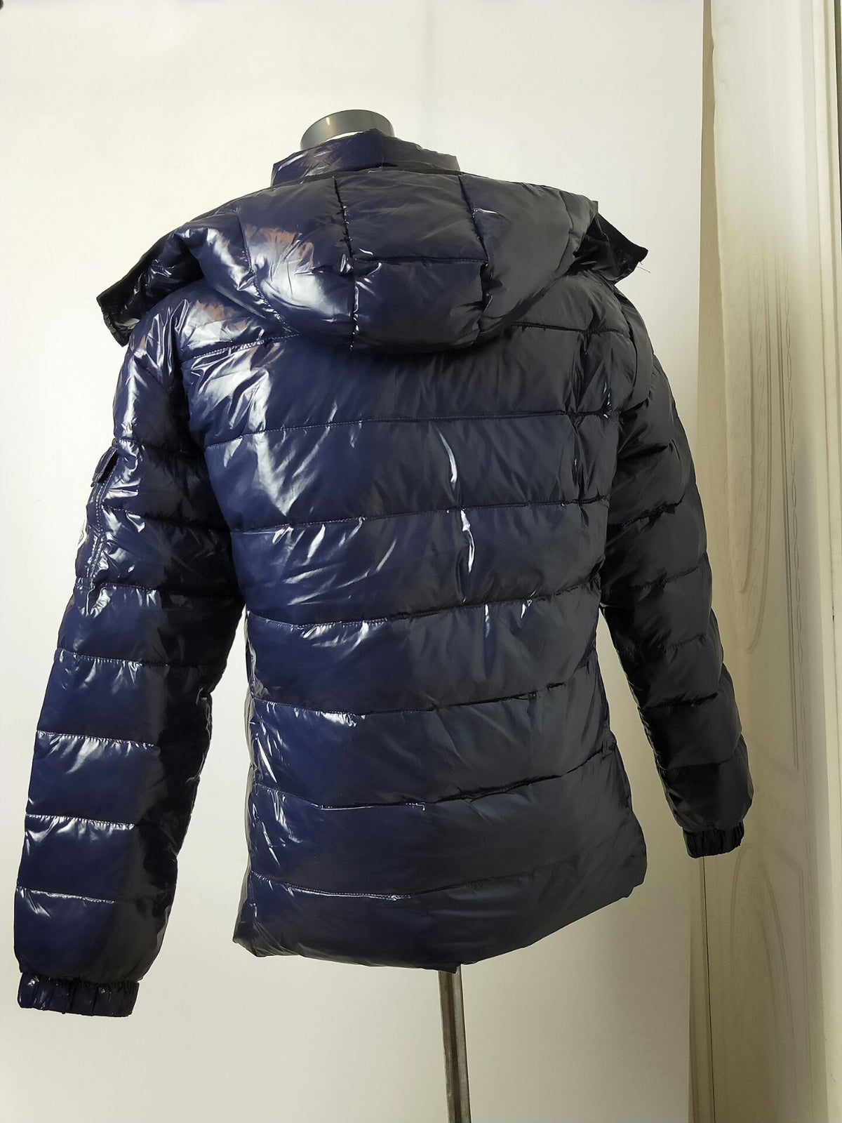 Mon. Bady Hooded Puffer Jacket