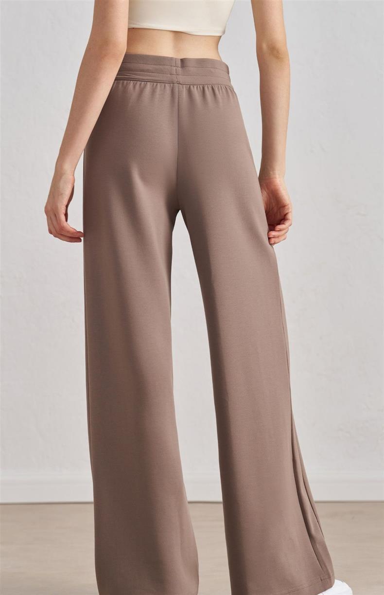 Pantaloni tuta a gamba larga