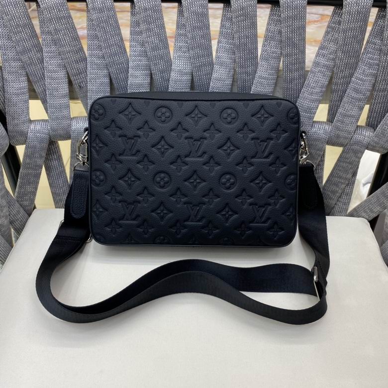 Borsa a tracolla con monogramma
