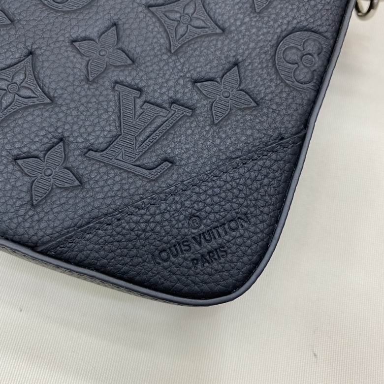 Borsa a tracolla con monogramma