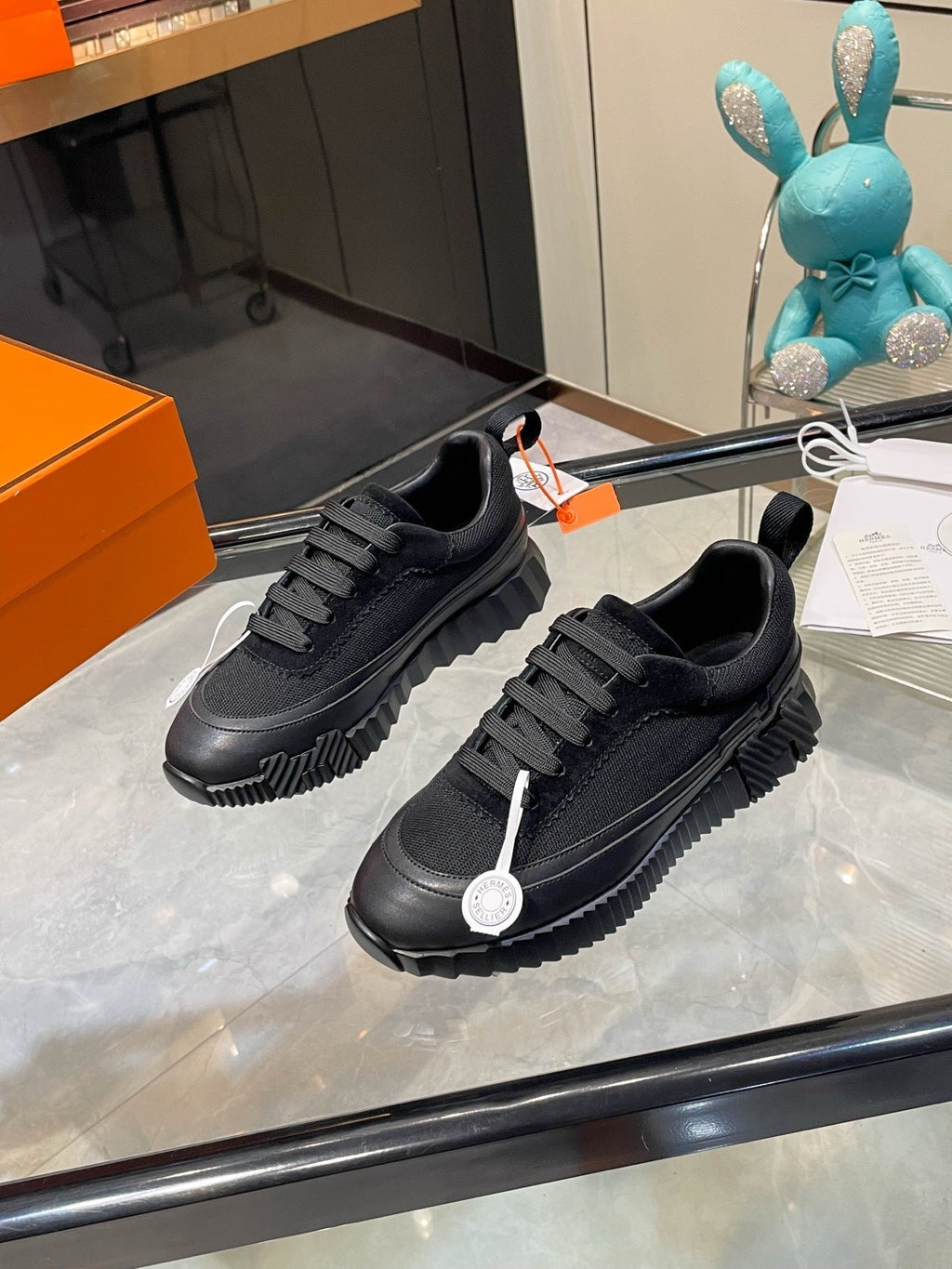 Sneakers H a Strisce in Pelle