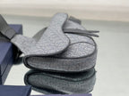 Borsetta a tracolla con pattina magnetica