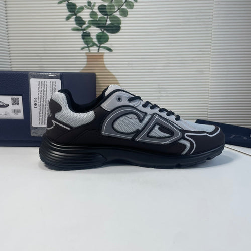 Sneakers ispirate alle B30